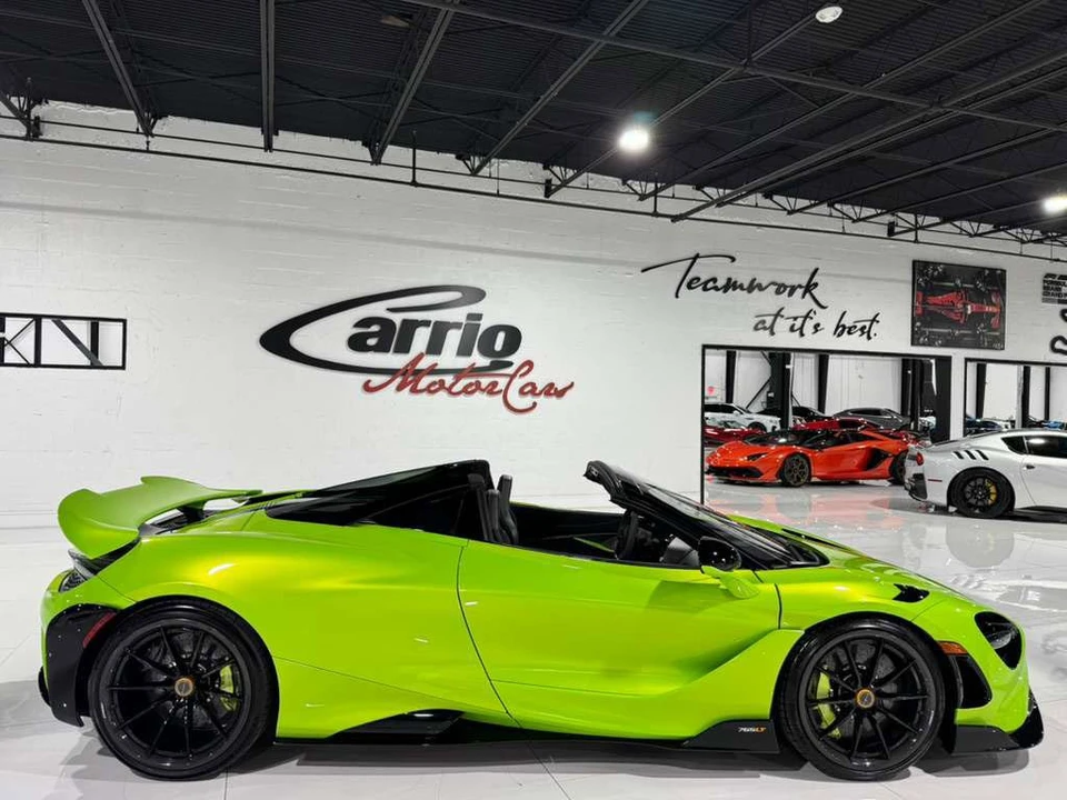 2022 McLaren 765LT Spider - Image 8 of 21