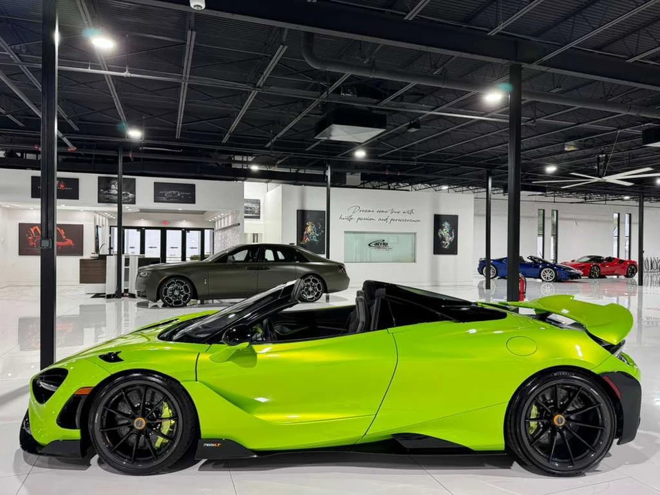 2022 McLaren 765LT Spider - Image 4 of 21
