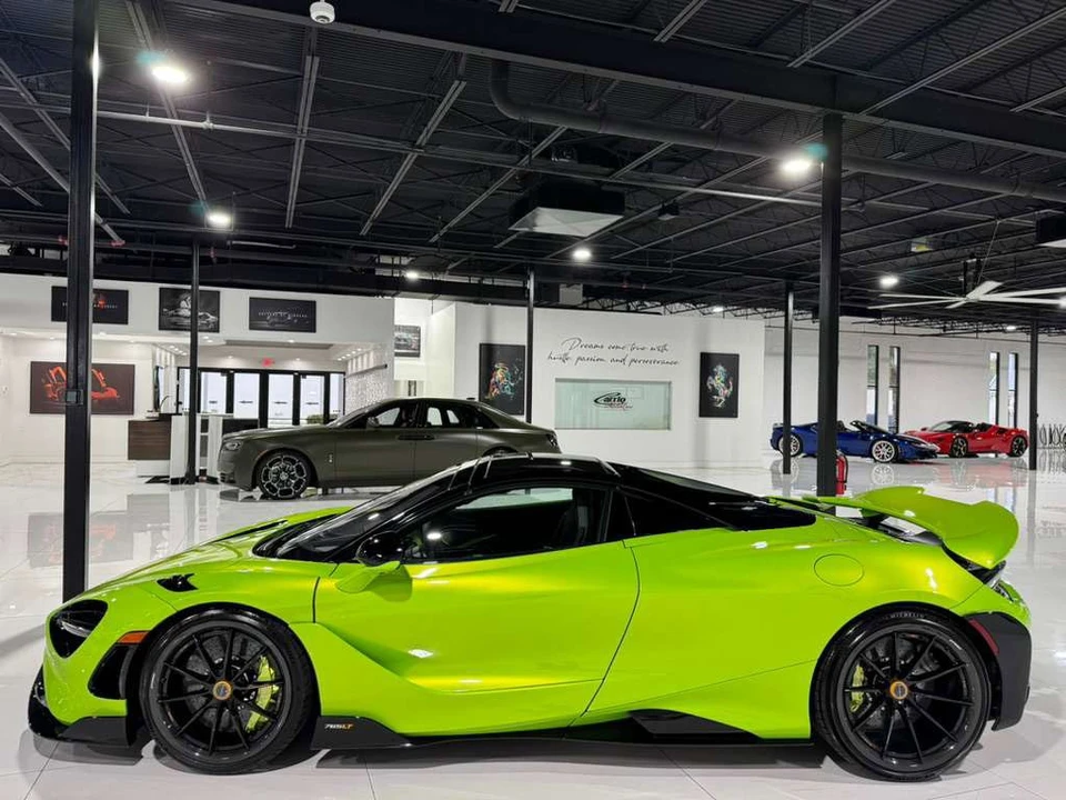 2022 McLaren 765LT Spider - Image 20 of 21