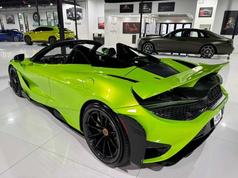 2022 McLaren 765LT Spider - Image 5 of 21