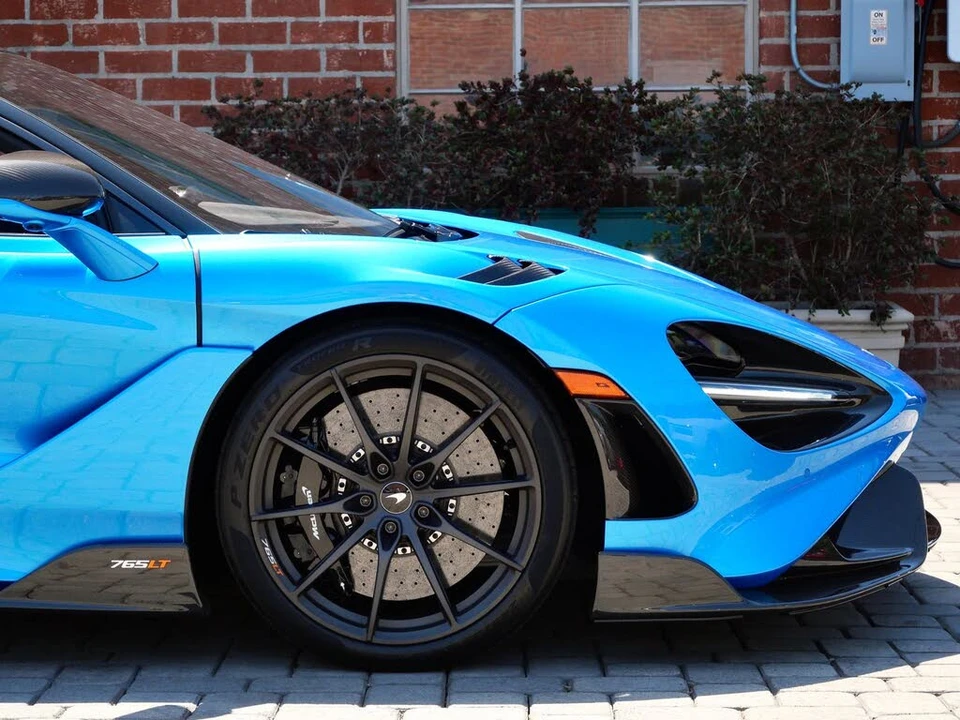 2022 McLaren 765LT Spider - Image 7 of 31