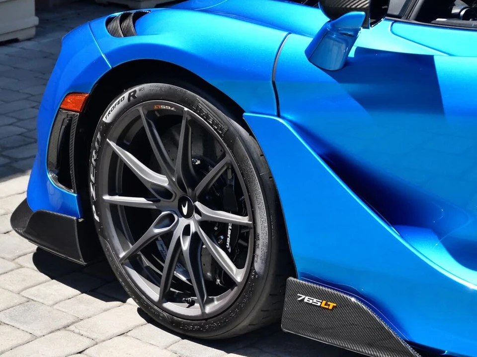 2022 McLaren 765LT Spider - Image 17 of 31