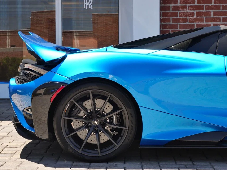 2022 McLaren 765LT Spider - Image 28 of 31