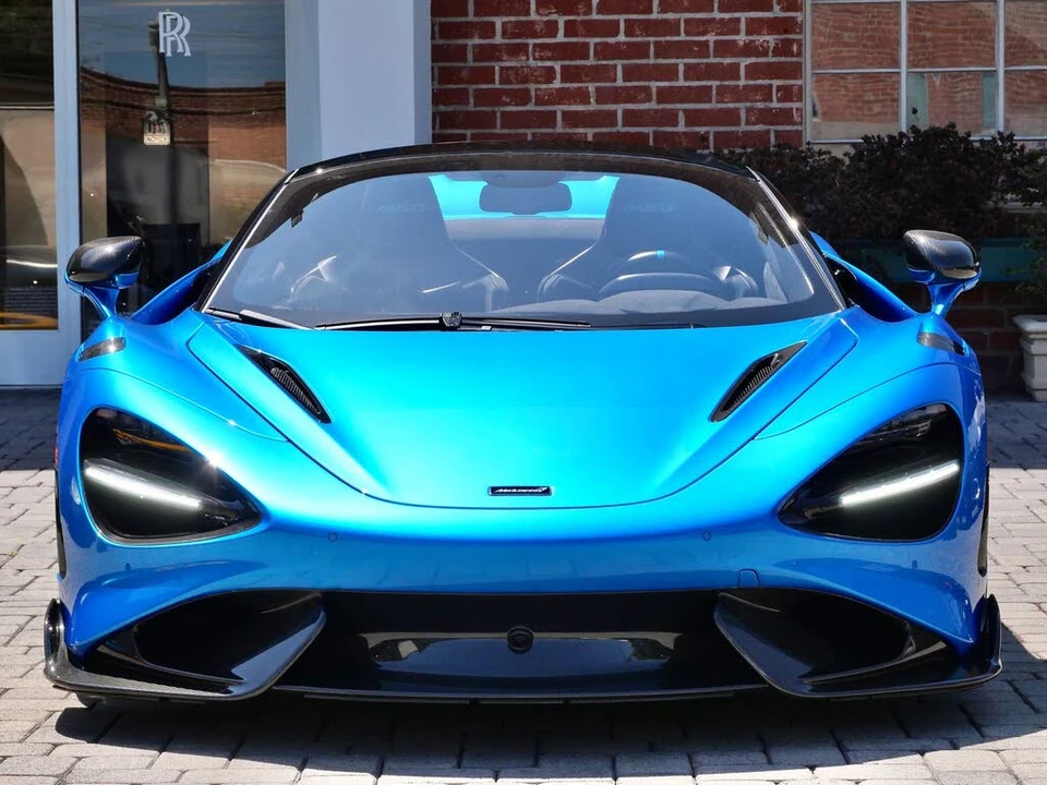 2022 McLaren 765LT Spider - Image 2 of 31