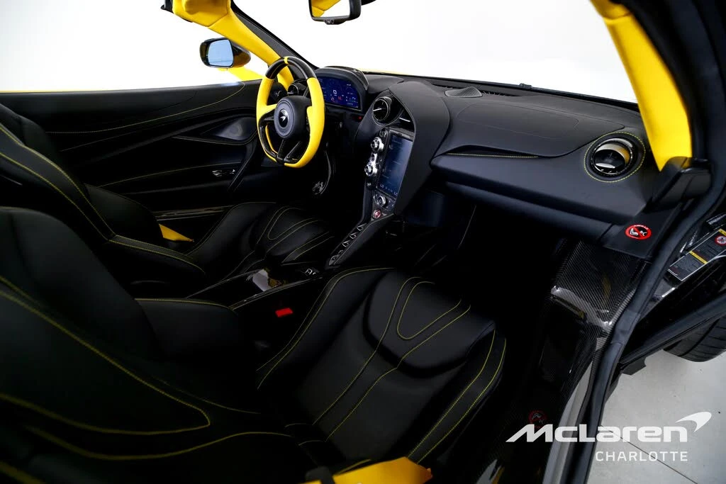 2022 McLaren 765LT Spider - Image 21 of 31