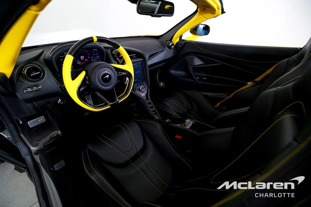 2022 McLaren 765LT Spider - Image 14 of 31
