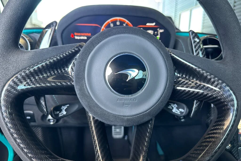 2022 McLaren 765LT Spider - Image 27 of 31
