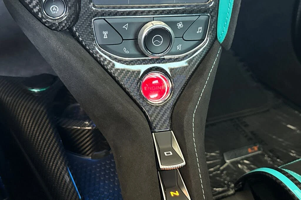 2022 McLaren 765LT Spider - Image 24 of 31