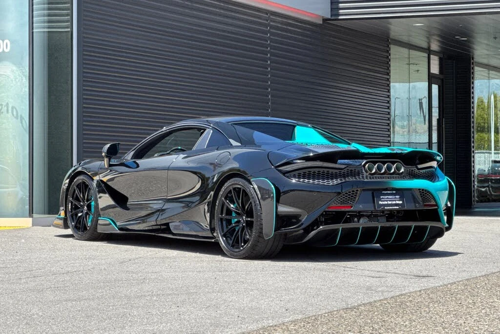 2022 McLaren 765LT Spider - Image 3 of 31