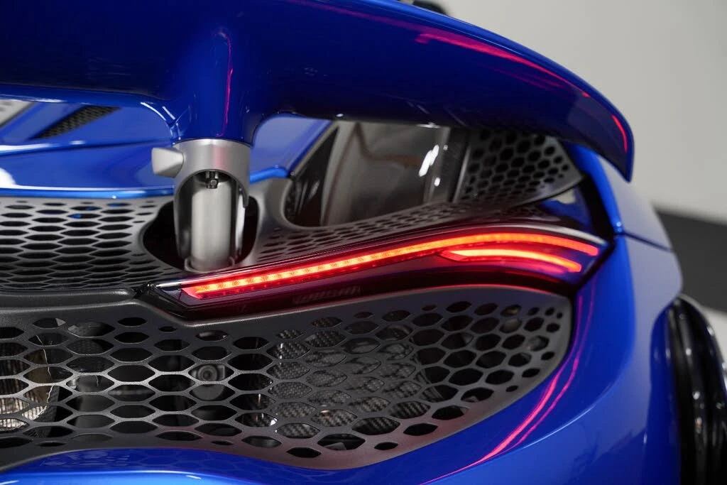 2022 McLaren 765LT Spider - Image 26 of 31