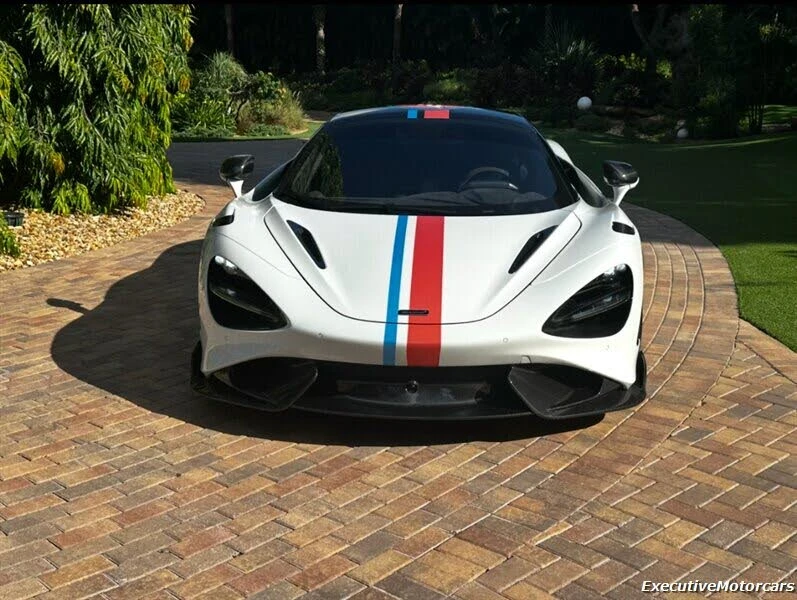 2022 McLaren 765LT Spider - Image 27 of 30