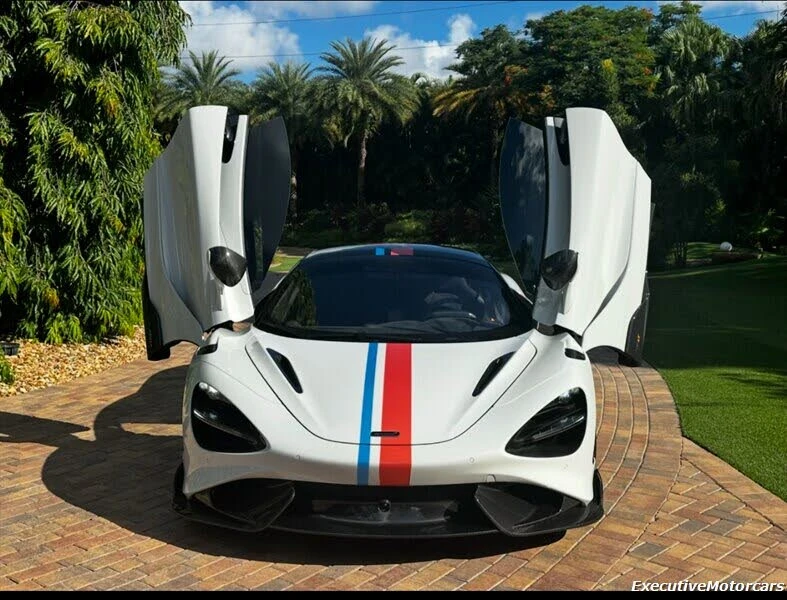 2022 McLaren 765LT Spider - Image 29 of 30