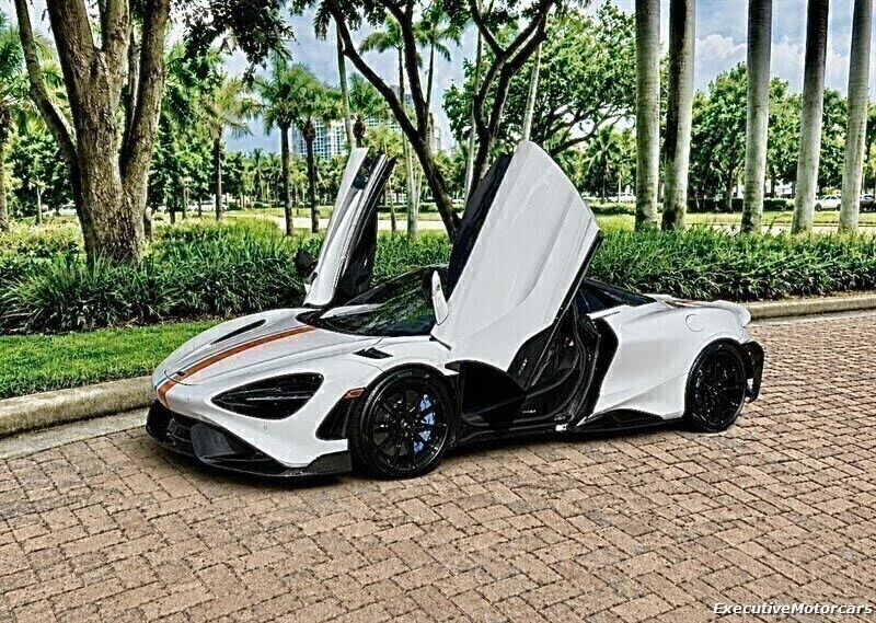 2022 McLaren 765LT Spider - Image 2 of 30