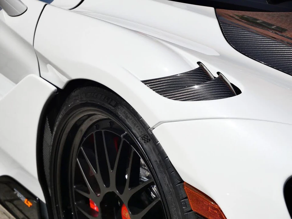 2022 McLaren 765LT Spider - Image 18 of 31
