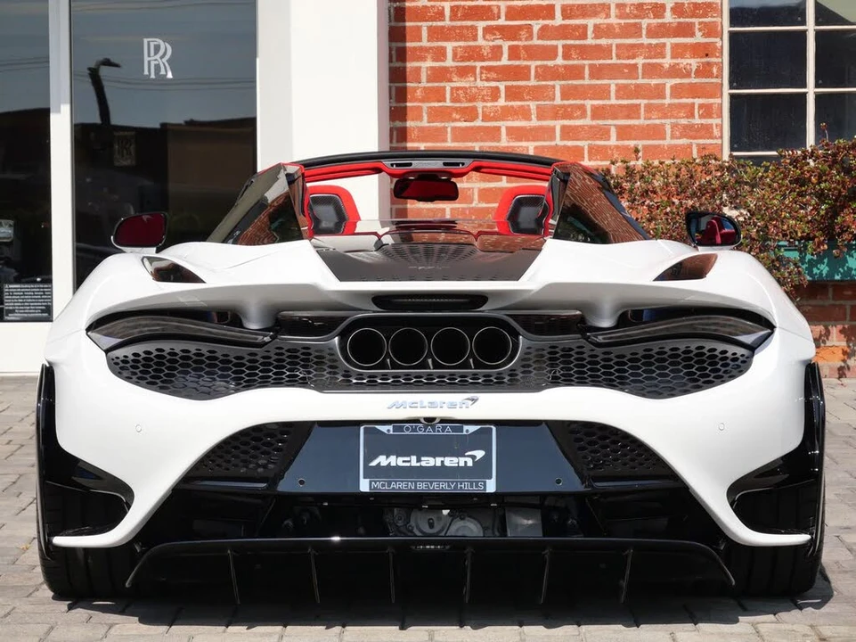 2022 McLaren 765LT Spider - Image 5 of 31