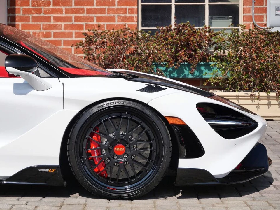 2022 McLaren 765LT Spider - Image 7 of 31
