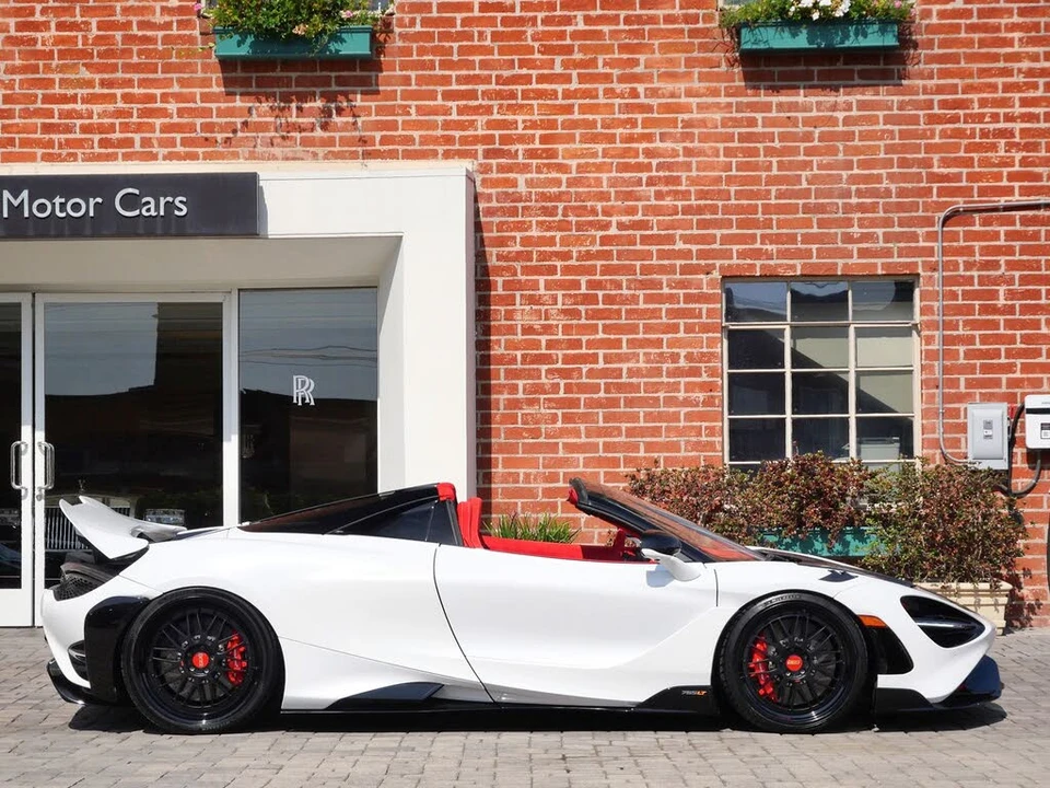 2022 McLaren 765LT Spider - Image 3 of 31