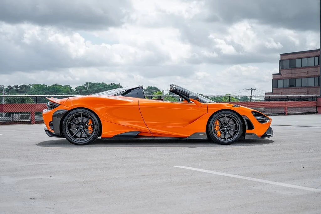 2022 McLaren 765LT Spider - Image 9 of 30