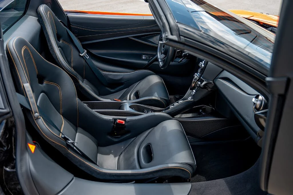 2022 McLaren 765LT Spider - Image 28 of 30