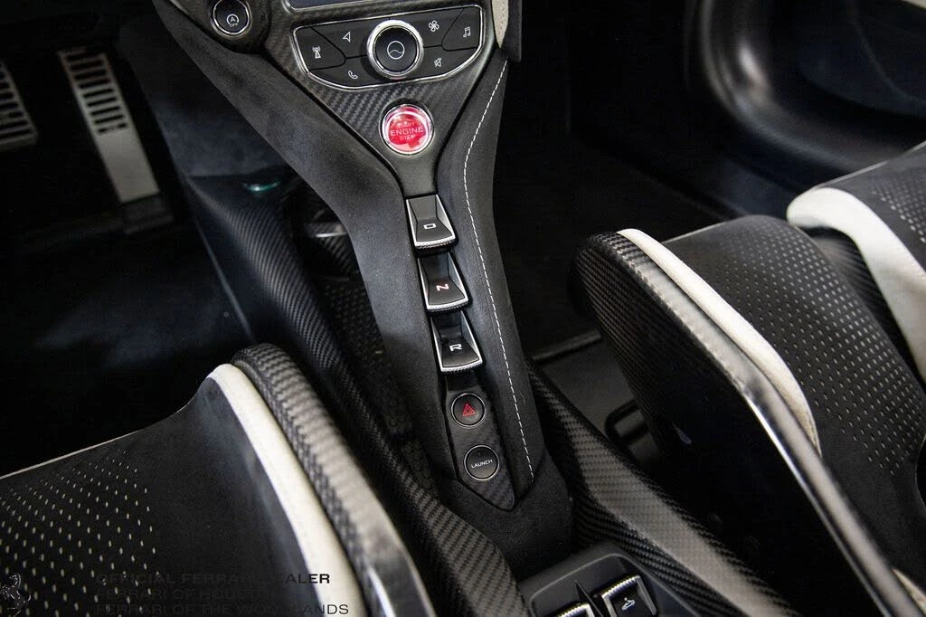 2022 McLaren 765LT Spider - Image 15 of 31