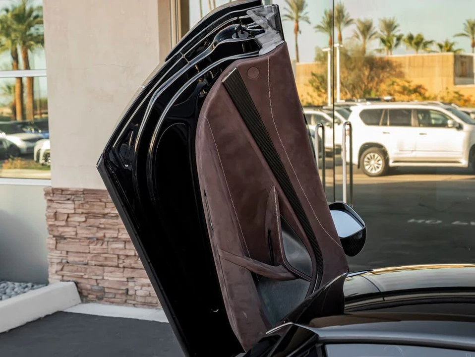 2022 McLaren 765LT Spider - Image 18 of 31