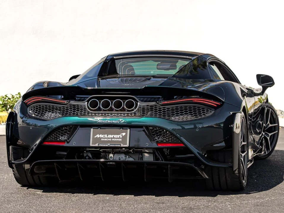 2022 McLaren 765LT Spider - Image 11 of 31
