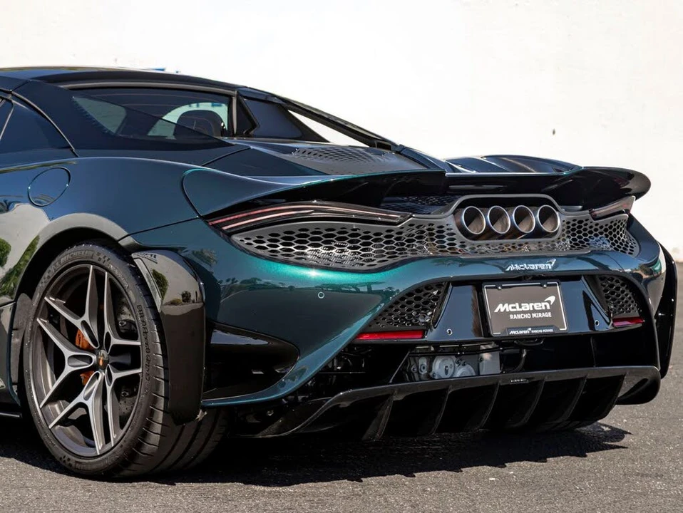 2022 McLaren 765LT Spider - Image 16 of 31