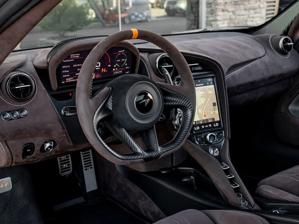 2022 McLaren 765LT Spider - Image 22 of 31