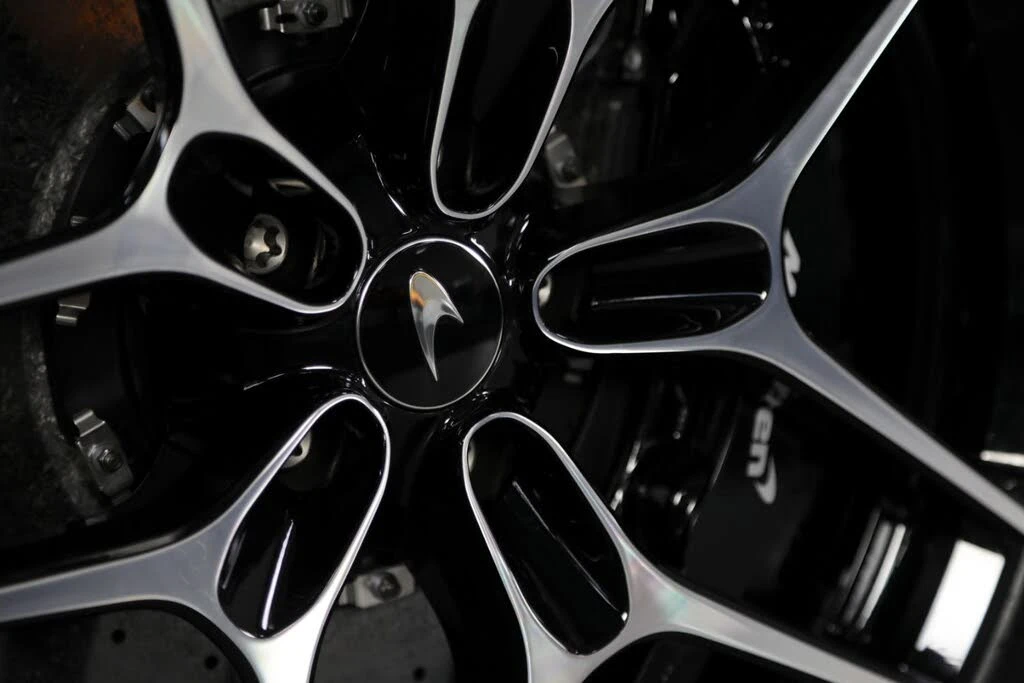 2022 McLaren 765LT Spider - Image 22 of 31