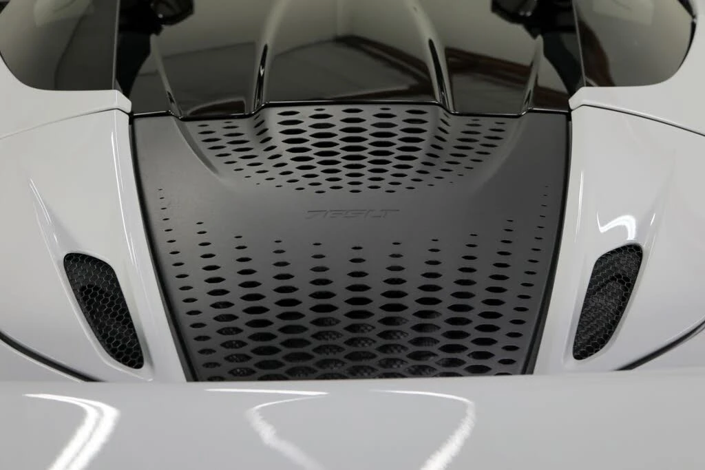 2022 McLaren 765LT Spider - Image 28 of 31