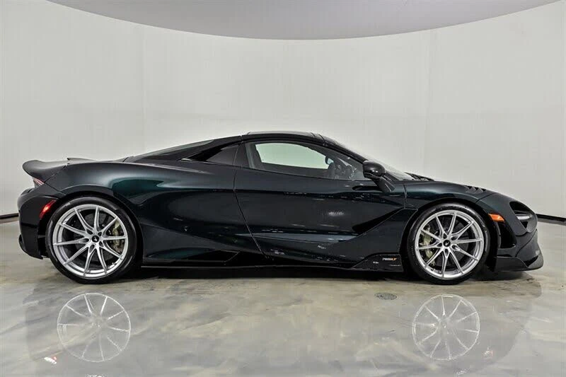 2022 McLaren 765LT Spider - Image 24 of 31