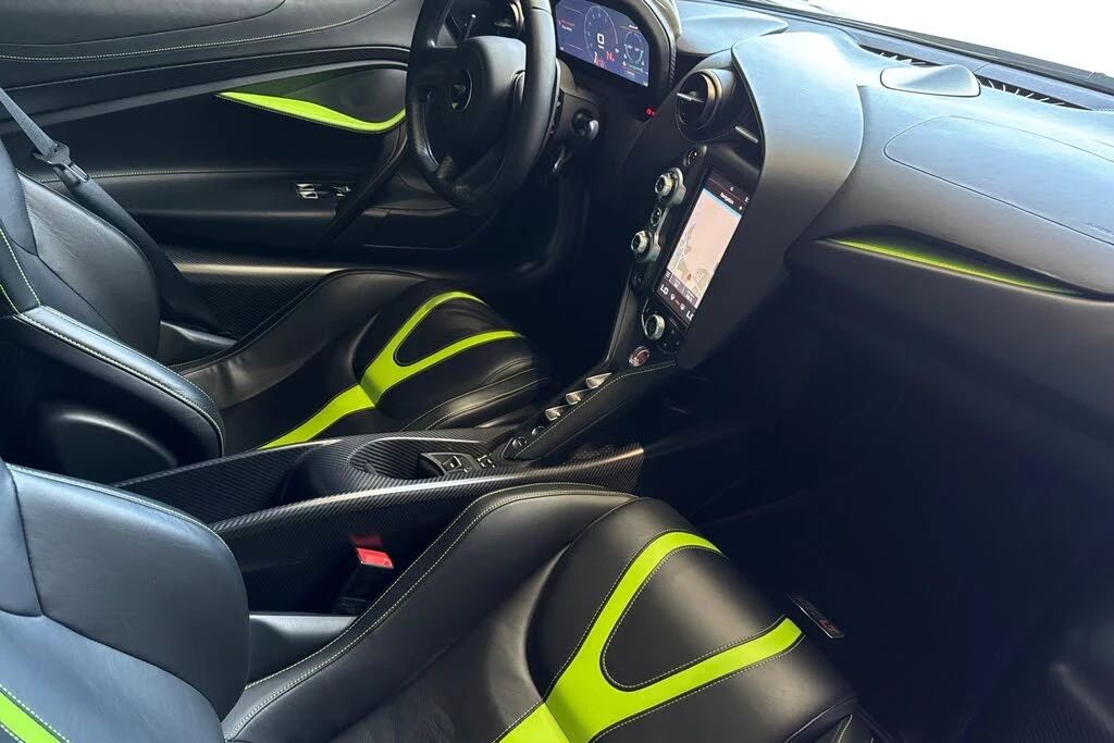 2022 McLaren 765LT Spider - Image 17 of 31