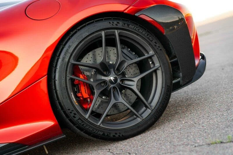 2022 McLaren 765LT Spider - Image 20 of 31