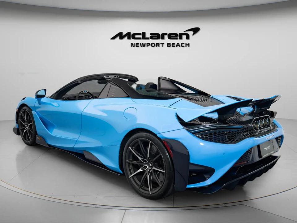 2022 McLaren 765LT Spider - Image 5 of 23
