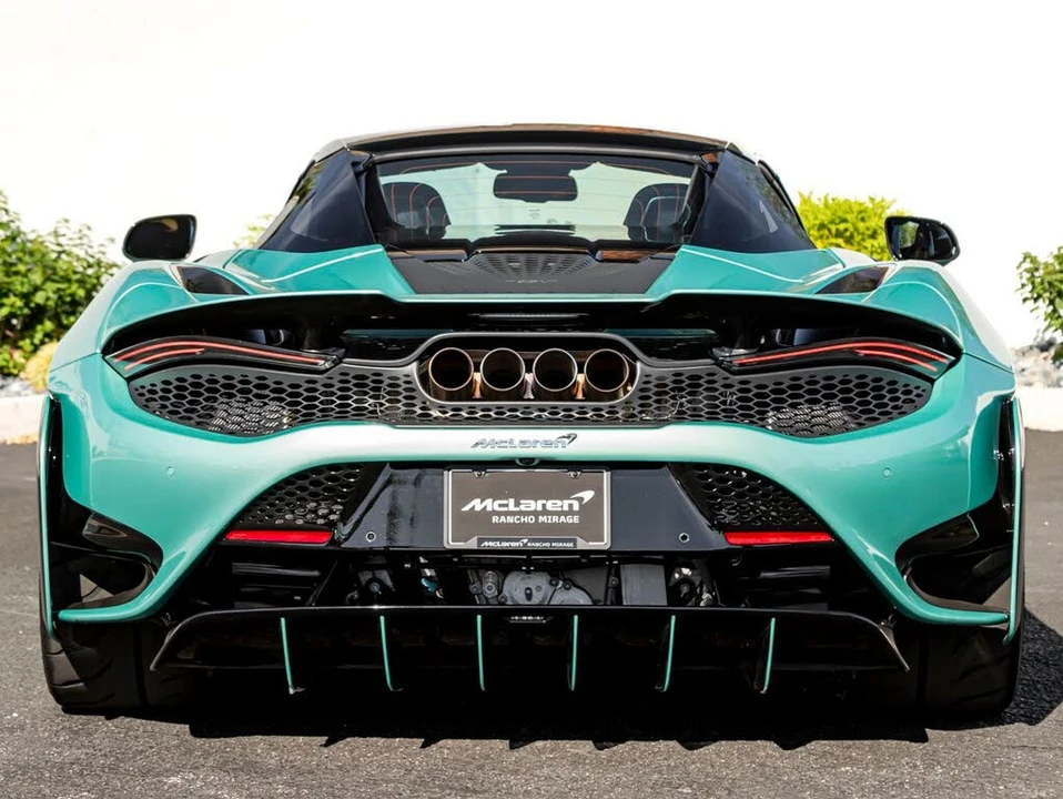 2022 McLaren 765LT Spider - Image 11 of 31