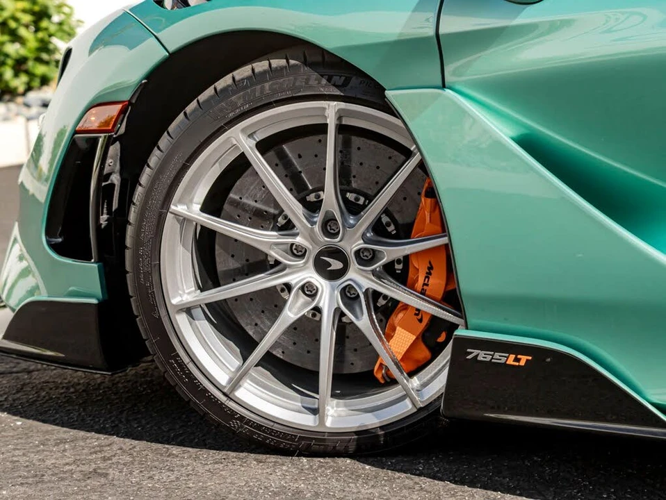 2022 McLaren 765LT Spider - Image 16 of 31