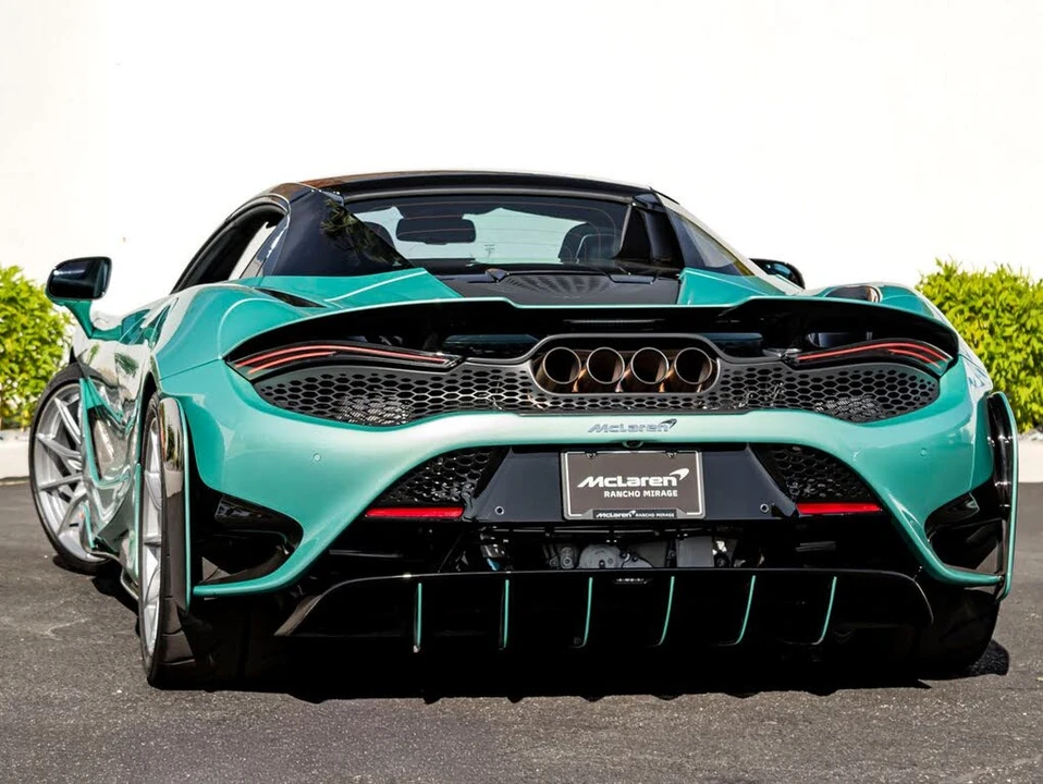 2022 McLaren 765LT Spider - Image 12 of 31