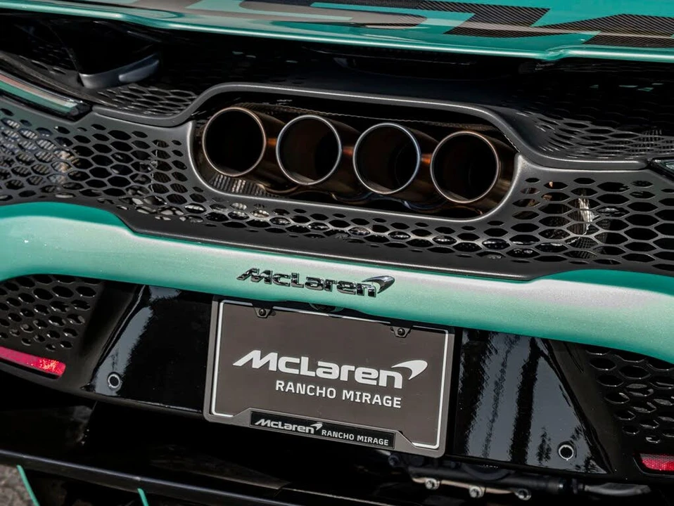 2022 McLaren 765LT Spider - Image 17 of 31