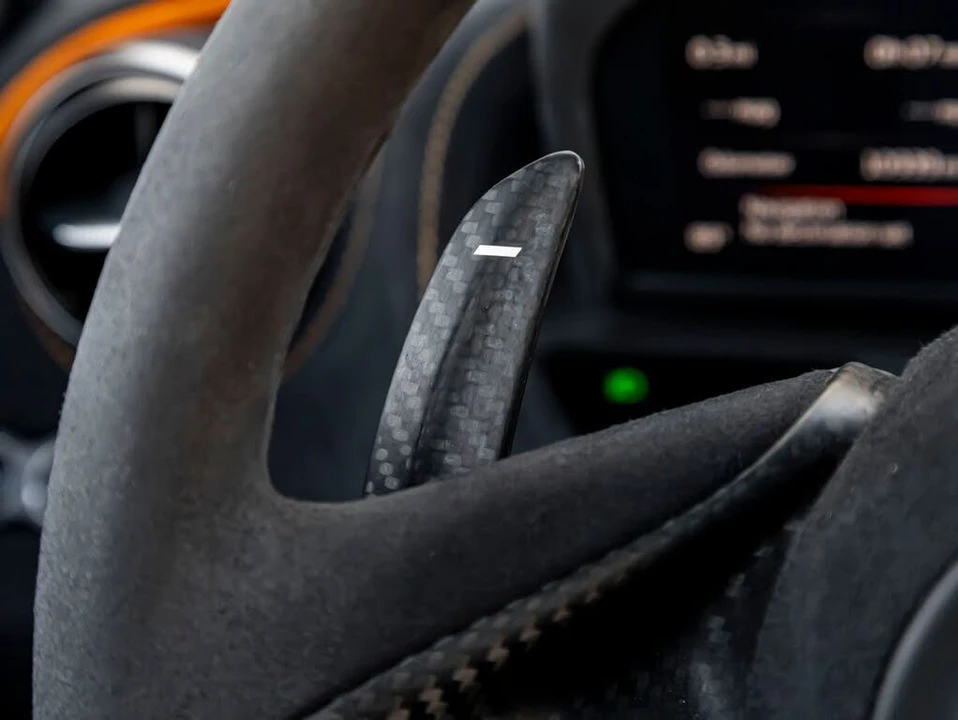 2022 McLaren 765LT Spider - Image 24 of 31