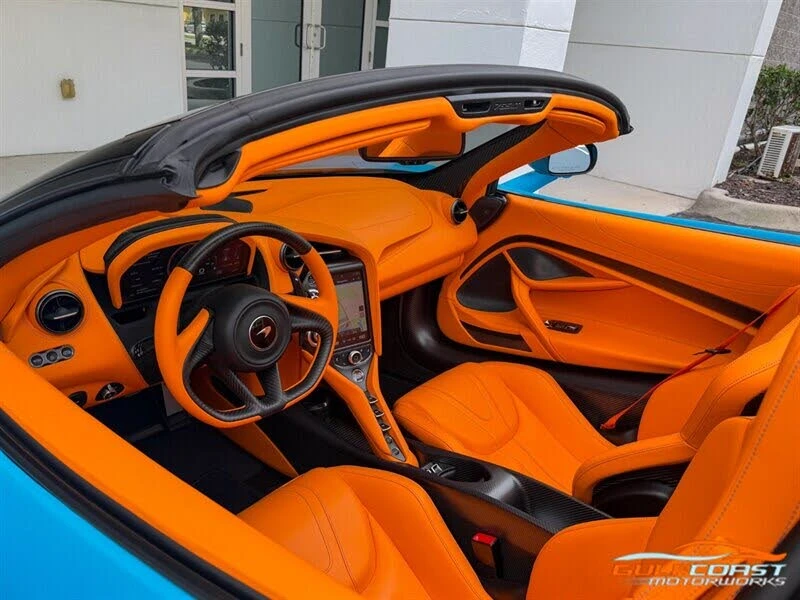 2022 McLaren 765LT Spider - Image 2 of 31
