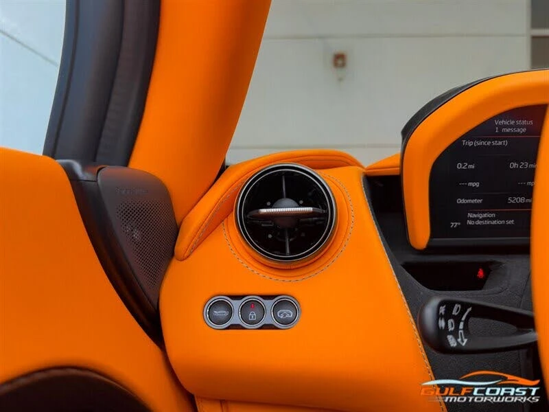 2022 McLaren 765LT Spider - Image 23 of 31