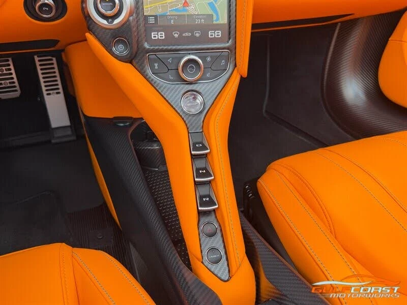 2022 McLaren 765LT Spider - Image 21 of 31
