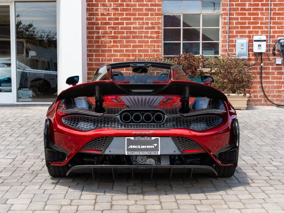 2022 McLaren 765LT Spider - Image 10 of 31