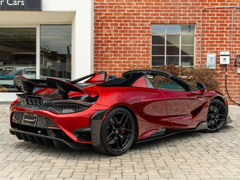 2022 McLaren 765LT Spider - Image 4 of 31