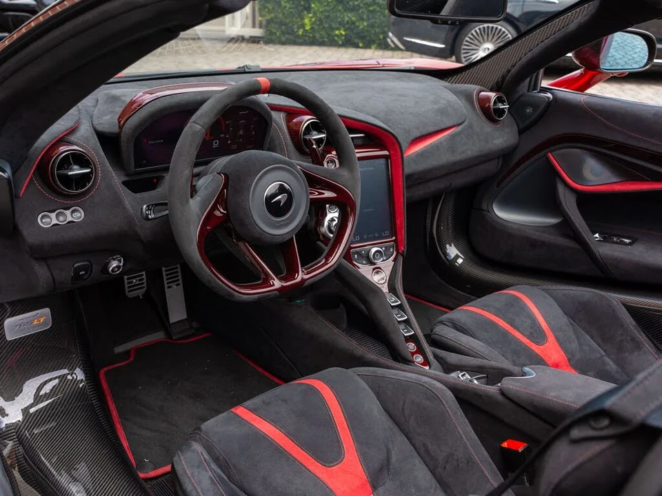 2022 McLaren 765LT Spider - Image 8 of 31