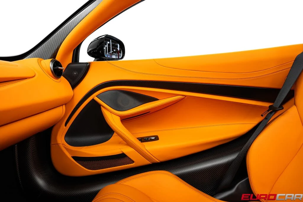 2022 McLaren 765LT Spider - Image 28 of 31