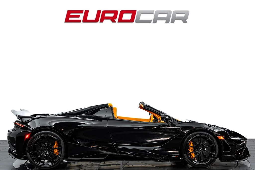 2022 McLaren 765LT Spider - Image 7 of 31