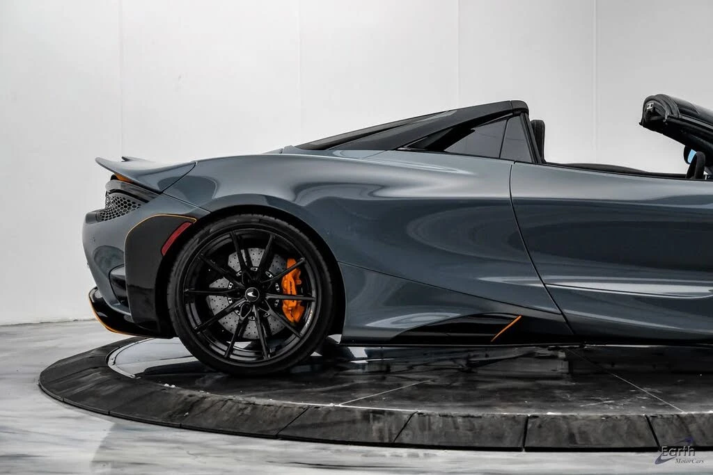 2022 McLaren 765LT Spider - Image 30 of 31