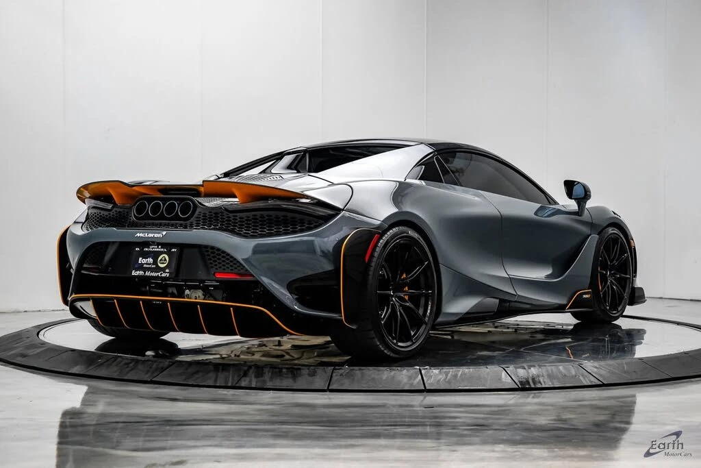 2022 McLaren 765LT Spider - Image 24 of 31