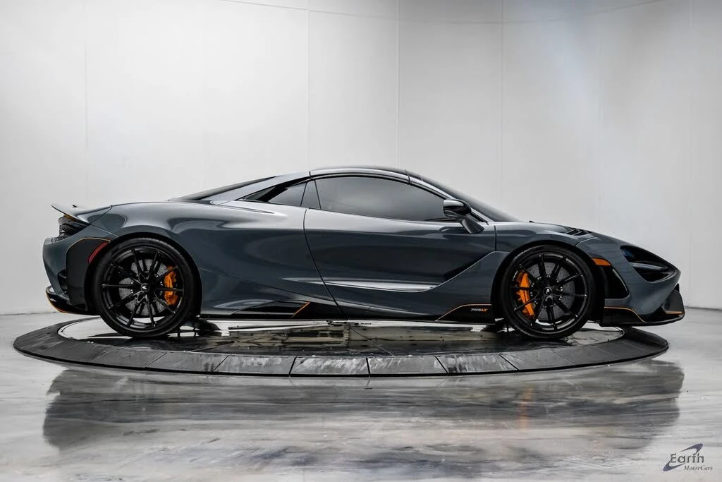 2022 McLaren 765LT Spider - Image 29 of 31